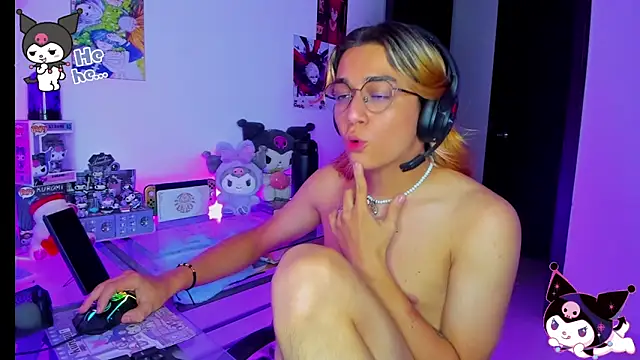 KeitaMoon online show from November 12, 2025, 3:07 am