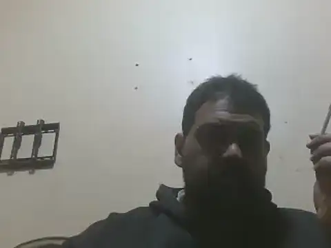 Snapshot of elpoop7305 chatting on February 3, 2026, 10:48 pm elpoop7305 online show from February 3, 2026, 10:48 pm