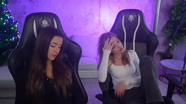 Luna secretgirl online show from December 23, 2025, 8:23 am