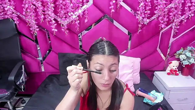  Luna Bennett online show from February 10, 2026, 12:42 pm