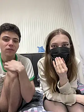 lovburger online show from April 23, 2026, 2:52 pm