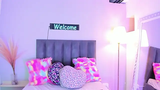 KendraChavez  online show from January 31, 2026, 10:19 pm