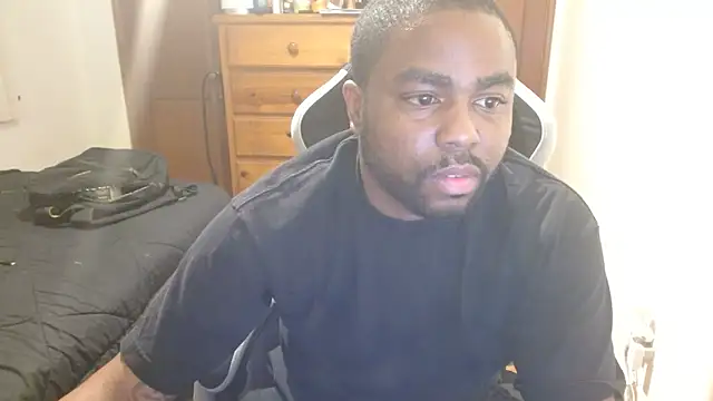 Snapshot of Breadwinnah chatting on December 4, 2025, 6:01 am Breadwinnah online show from December 4, 2025, 6:01 am