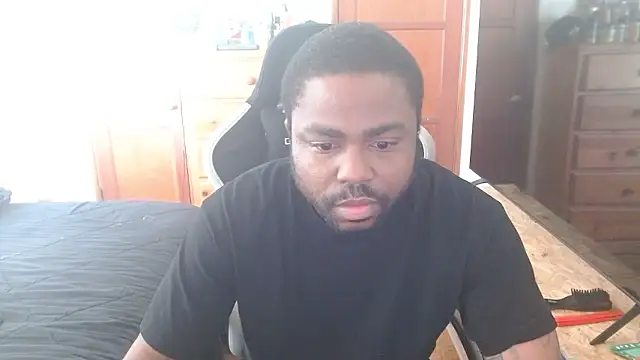 Snapshot of Breadwinnah chatting on January 8, 2026, 10:23 pm Breadwinnah online show from January 8, 2026, 10:23 pm