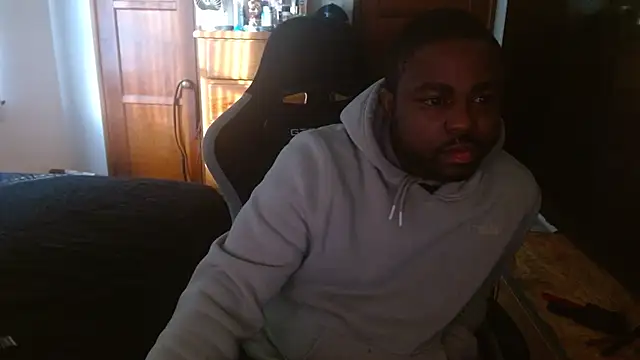 Snapshot of Breadwinnah chatting on January 19, 2026, 4:11 pm Breadwinnah online show from January 19, 2026, 4:11 pm