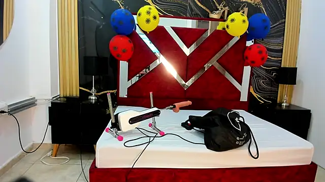 VioletRose as online show from June 19, 2026, 7:39 pm