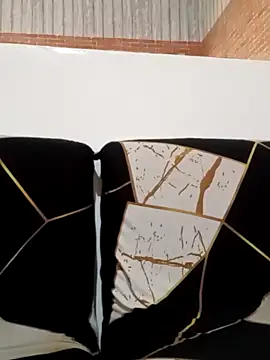 Sweet-Lita50 online show from October 27, 2025, 1:09 am