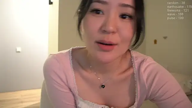 Snapshot of _JiKey_ chatting on December 25, 2024, 1:41 pm JiKey online show from December 25, 2024, 1:41 pm