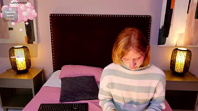 seraphine star online show from March 28, 2026, 12:54 am