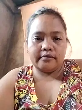 hot mom13 online show from September 13, 2025, 2:11 am