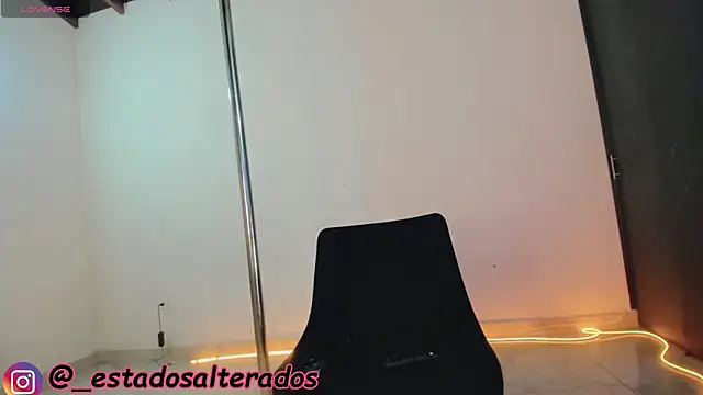 Snapshot of auraeroticaxxx chatting on July 10, 2026, 7:01 am auraeroticaxxx online show from July 10, 2026, 7:01 am