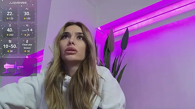 KaseyQuinn  online show from February 1, 2026, 7:56 pm