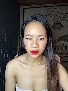 TiNa 04 online show from September 18, 2025, 10:34 pm