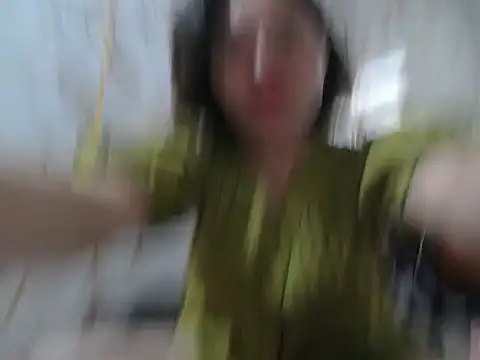 Lyzizi lovely09 online show from February 6, 2026, 2:49 am