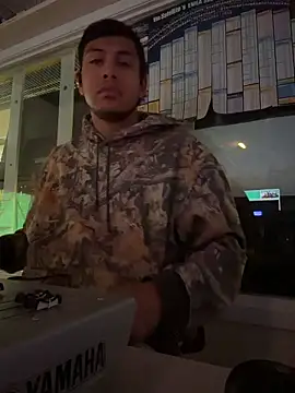 StrokingDaddy4 online show from November 17, 2025, 11:16 am