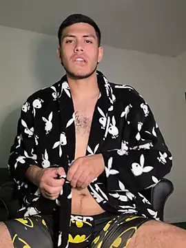 Snapshot of StrokingDaddy4 chatting on March 13, 2026, 12:17 am StrokingDaddy4 online show from March 13, 2026, 12:17 am