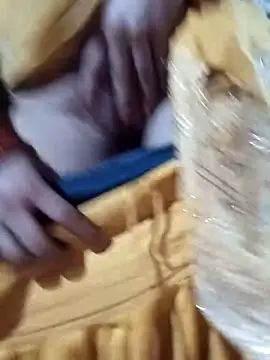 rani8008 online show from October 9, 2025, 9:51 am