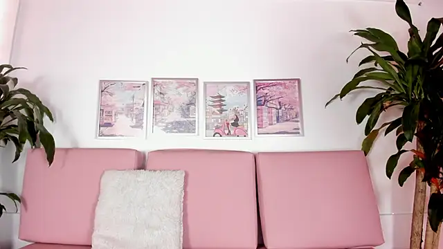 Yumii sweetgirl online show from September 10, 2025, 12:05 pm