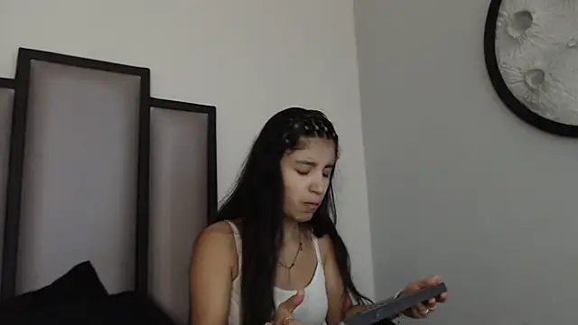 Lucy-23 online show from January 17, 2026, 4:50 am