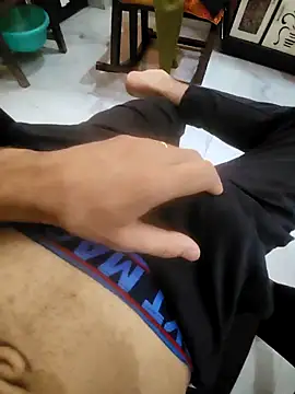 coupleyug online show from September 25, 2025, 10:30 am