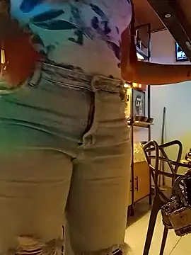 Snapshot of niiky_68 chatting on September 11, 2025, 1:39 am niiky 68 online show from September 11, 2025, 1:39 am