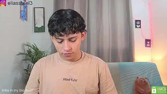 elias steel1 online show from April 17, 2026, 2:09 pm