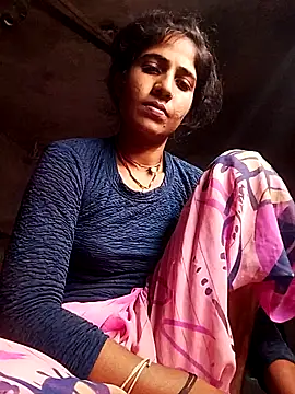 MISS-KAYA online show from October 26, 2025, 3:29 pm