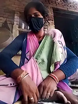 MISS-KAYA online show from November 4, 2025, 2:54 am