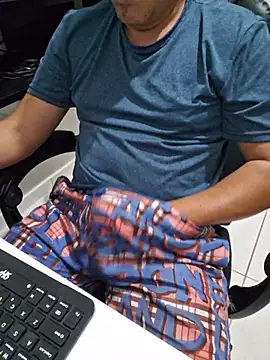 Carloskasado online show from October 29, 2025, 11:17 pm