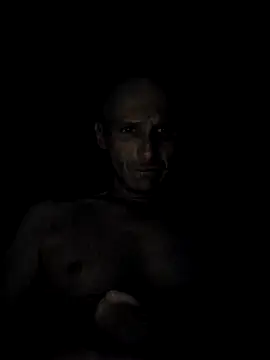 Romance32 online show from November 11, 2025, 4:12 am