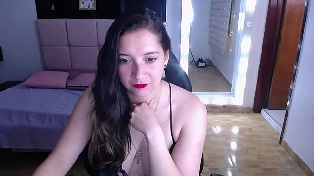 Agatha bellucci  online show from October 10, 2025, 2:49 pm