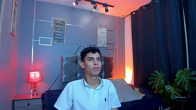 Room 69x online show from October 20, 2025, 3:29 am