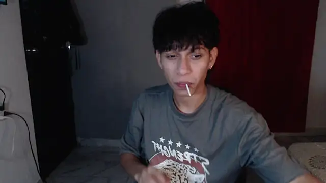 Snapshot of sung_yol chatting on October 12, 2025, 6:45 am sung yol online show from October 12, 2025, 6:45 am