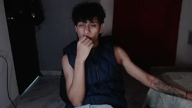 Snapshot of sung_yol chatting on October 13, 2025, 5:51 am sung yol online show from October 13, 2025, 5:51 am