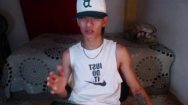 Snapshot of sung_yol chatting on November 14, 2025, 10:40 pm sung yol online show from November 14, 2025, 10:40 pm