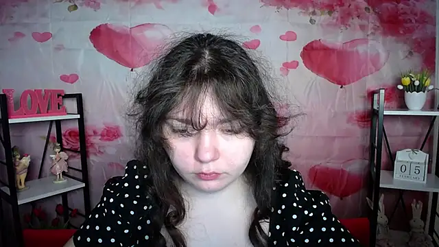 NeonilaLisova online show from February 7, 2026, 6:06 am