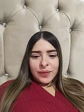 Snapshot of Nahomy_cm chatting on June 27, 2026, 4:06 am Nahomy cm online show from June 27, 2026, 4:06 am