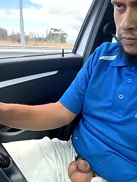 Smallboybigworld online show from January 17, 2026, 12:21 pm