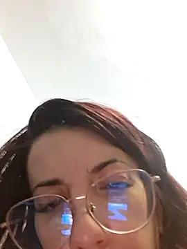 Snapshot of Anayssa_ chatting on February 23, 2026, 6:49 pm Anayssa online show from February 23, 2026, 6:49 pm