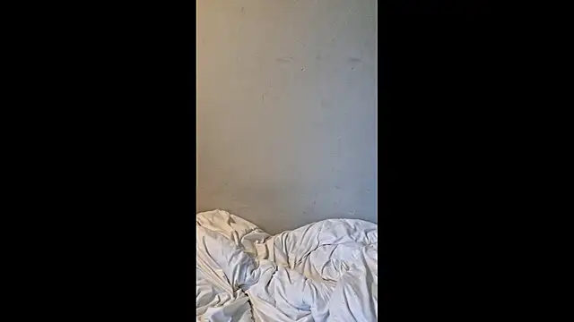 3615-ULLA online show from November 20, 2025, 3:01 pm