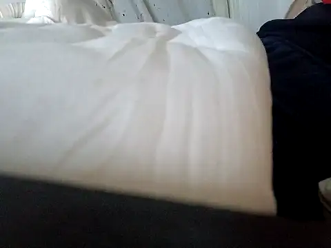 handsome8inchh online show from January 18, 2026, 10:57 pm