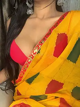 KARISHMA-STRIP online show from January 14, 2026, 6:02 pm