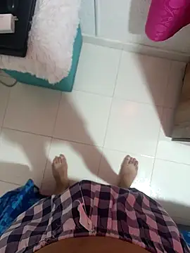 Snapshot of CarlosGris chatting on April 16, 2026, 3:57 pm CarlosGris online show from April 16, 2026, 3:57 pm