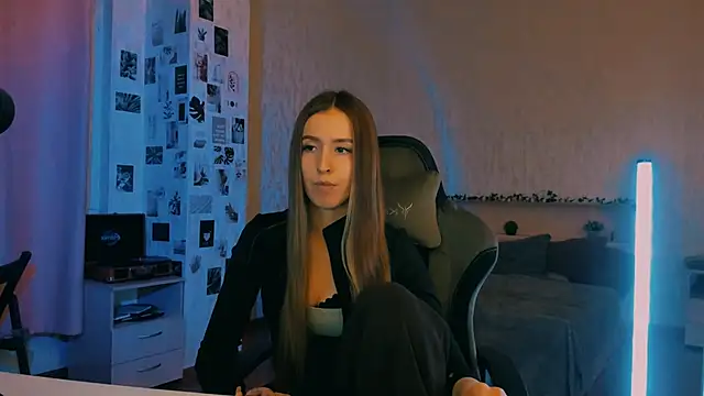 yourrdanceteacher online show from November 11, 2025, 7:14 pm