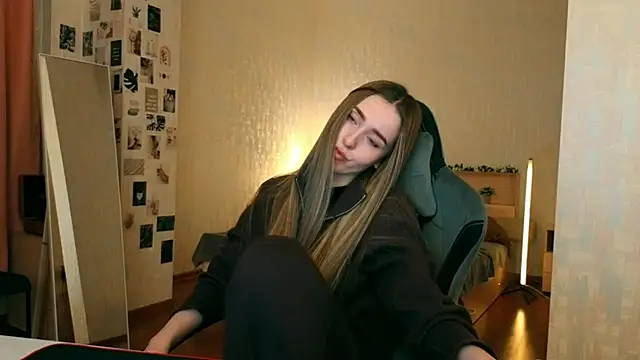 yourrdanceteacher online show from February 13, 2026, 8:05 pm