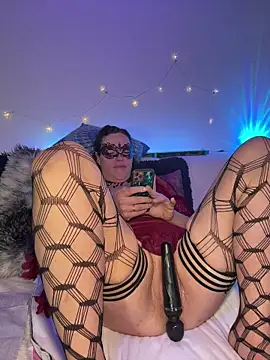 Nadja Noir online show from January 6, 2026, 8:40 am