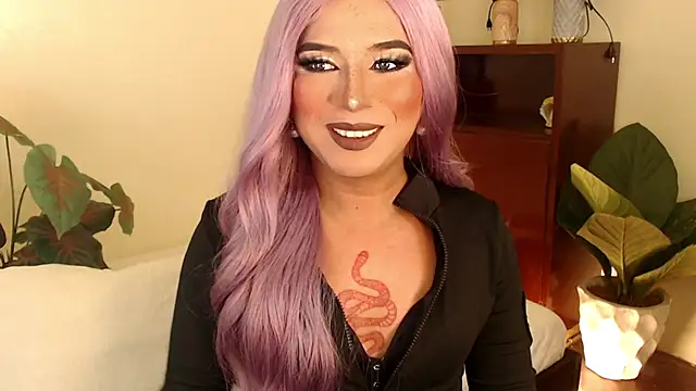 mslilly croft online show from November 15, 2025, 12:41 am