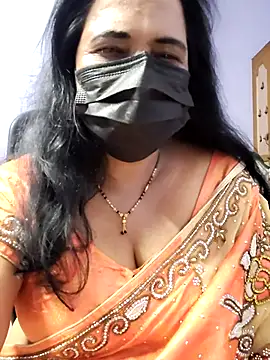 mallu-lover online show from October 12, 2025, 7:18 am