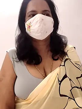 mallu-lover online show from December 21, 2025, 3:19 pm