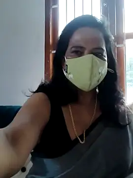 mallu-lover online show from January 7, 2026, 2:03 am